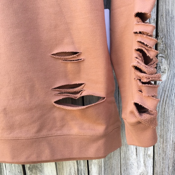 NWT Alo Yoga Fade Long Sleeve Pullover - Picture 5 of 8